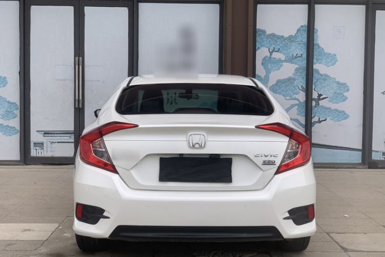 Used Honda Civic 2016 220TURBO CVT Luxury Edition
