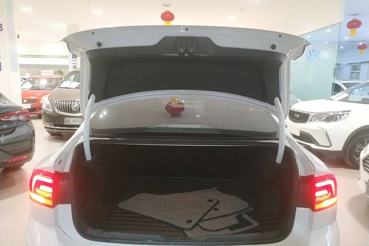 Used Volkswagen Lamando 2017 230TSI DSG Fashion Edition