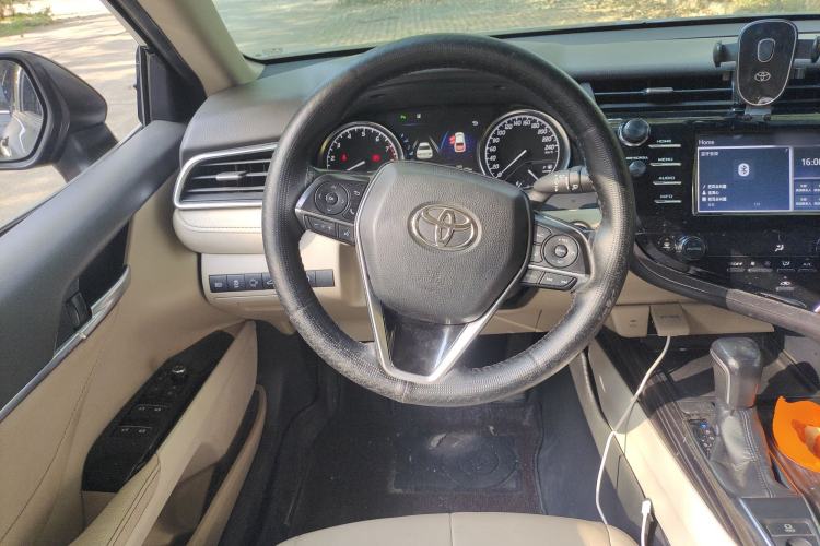 Used Toyota Camry 2018 2.0G Luxury Edition