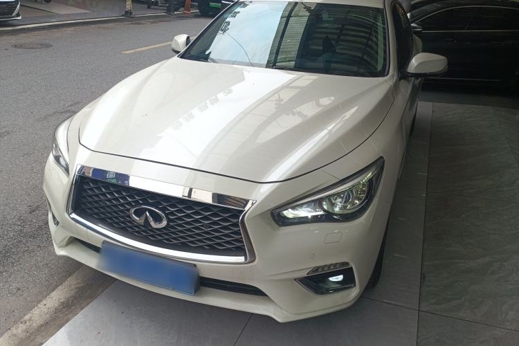Used Infiniti Q50L 2018 2.0T Enjoyment Version China VI Standard