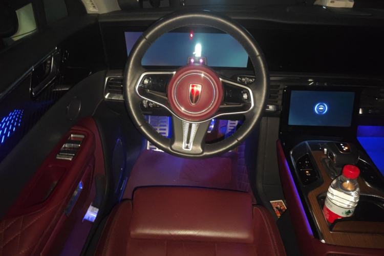 Used Hongqi E-HS9 2021 510 km Range Flagway Edition Six Seats Steering Wheel