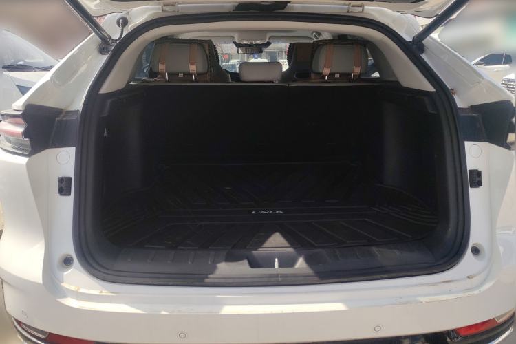 Used CHANGAN UNI-K iDD 2023 Smart Electric iDD 1.5T 135km Smart Leading Model
