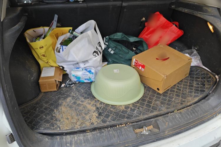 Used Hyundai ix25 2015 1.6L Automatic Two-Wheel-Drive Deluxe DLX Model Trunk