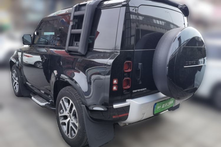 Used Land Rover Defender 2023 Facelift 90 3.0T P400 XS
