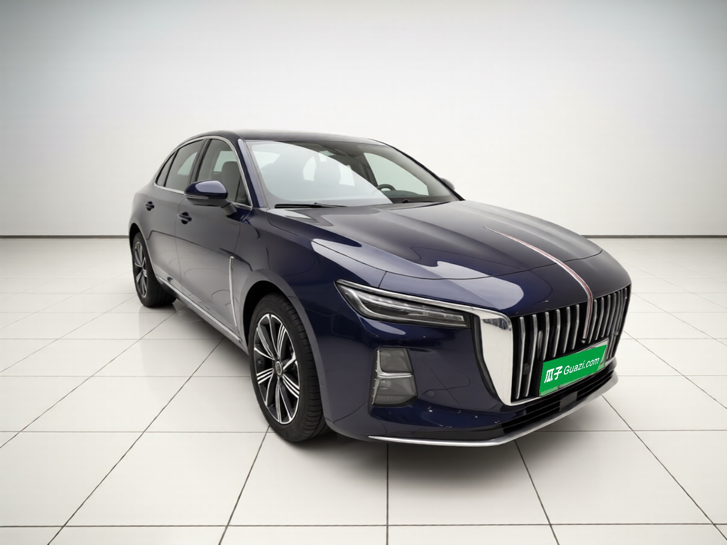 Hongqi H5 PHEV 2025 130 Super Hybrid Version — снимка 3