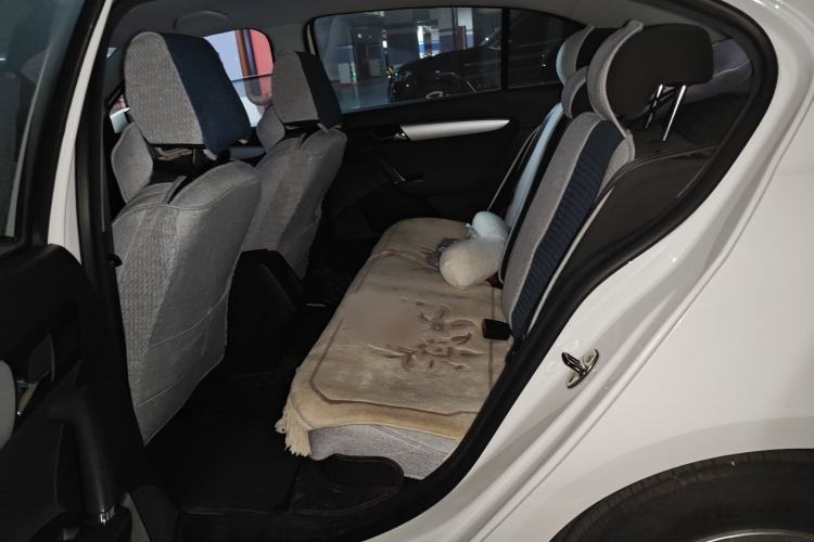 Used Volkswagen Lavida 2014 1.4 TSI DSG BlueMotion Technology Version