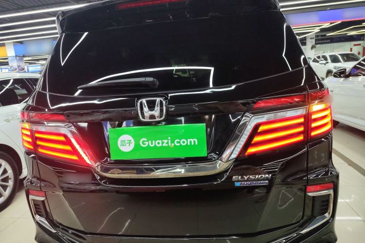 Used Honda Elysion 2019 2.0L Hybrid Supreme Edition
