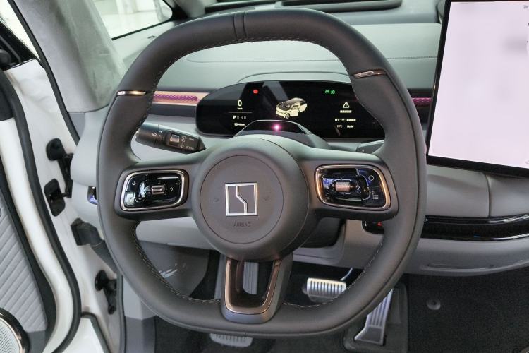 Used Zeekr MIX 2025 Intelligent Driving Version
