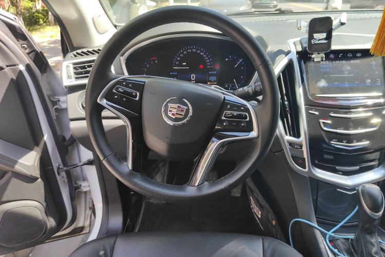 Used Cadillac SRX 2015 3.0L Comfort Version
