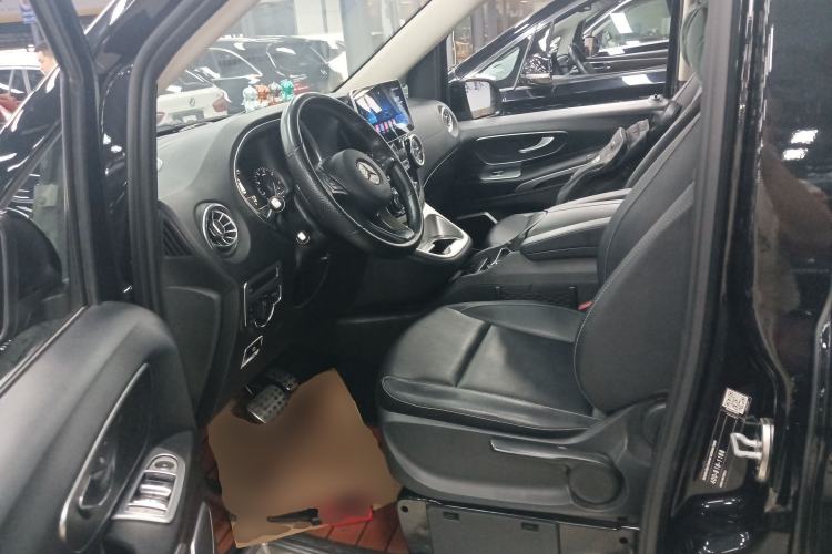 Used Mercedes-Benz Vito 2020 2.0T Business Version 7 Seats Driver Seat