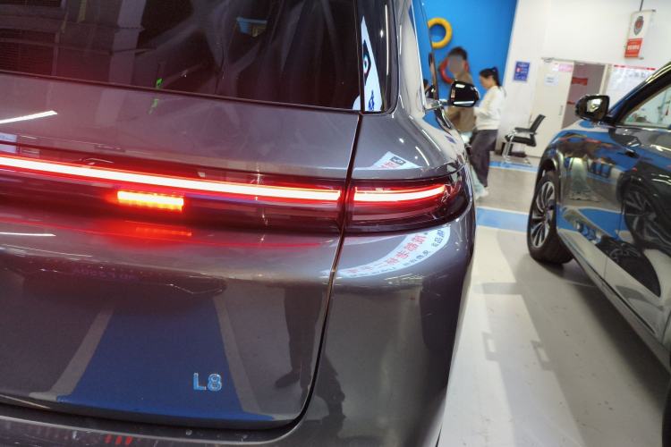 Used Li Auto L8 2023 Air model Right Rear Taillight