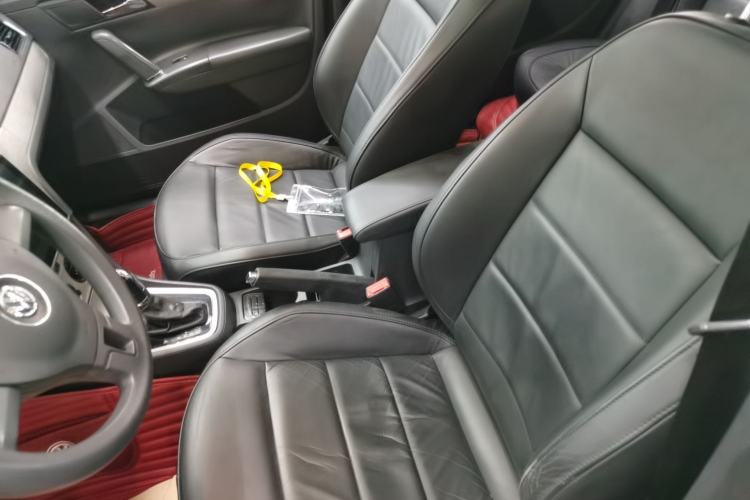 Used Volkswagen Lavida 2013 1.4TSI DSG Comfort Edition Left Front Seat