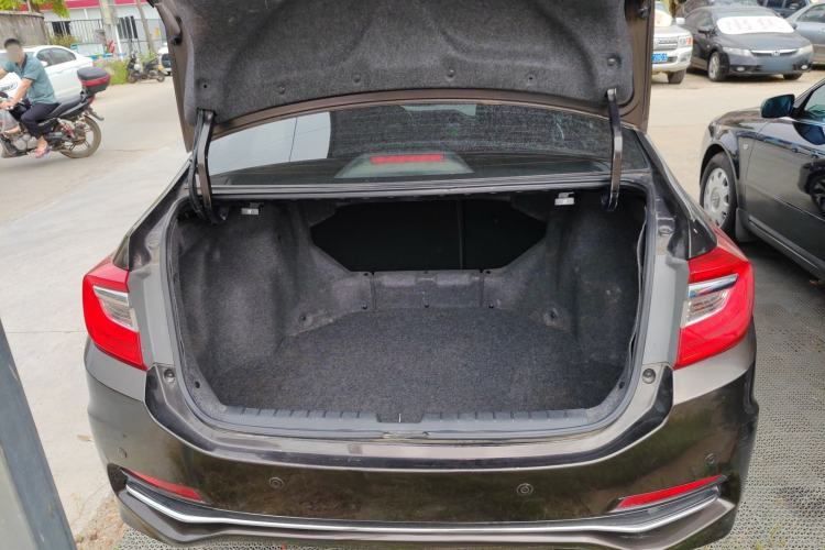 Used Honda Crider 2016 1.8L CVT Luxury Edition Trunk