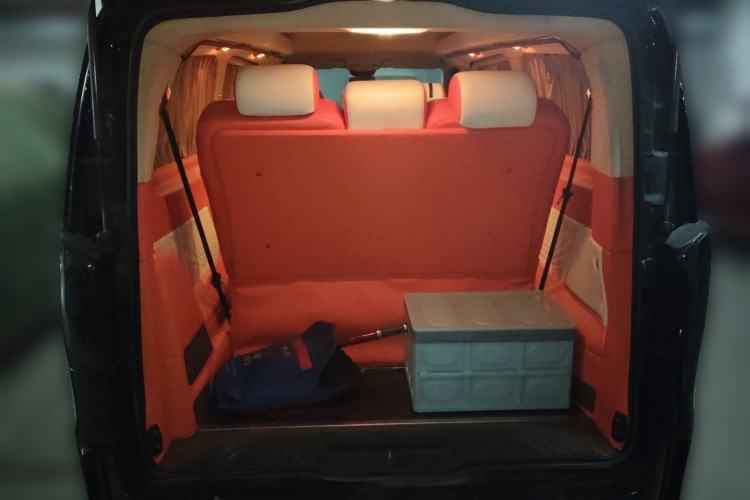 Used Mercedes-Benz Vito 2016 2.0T Business Edition Trunk