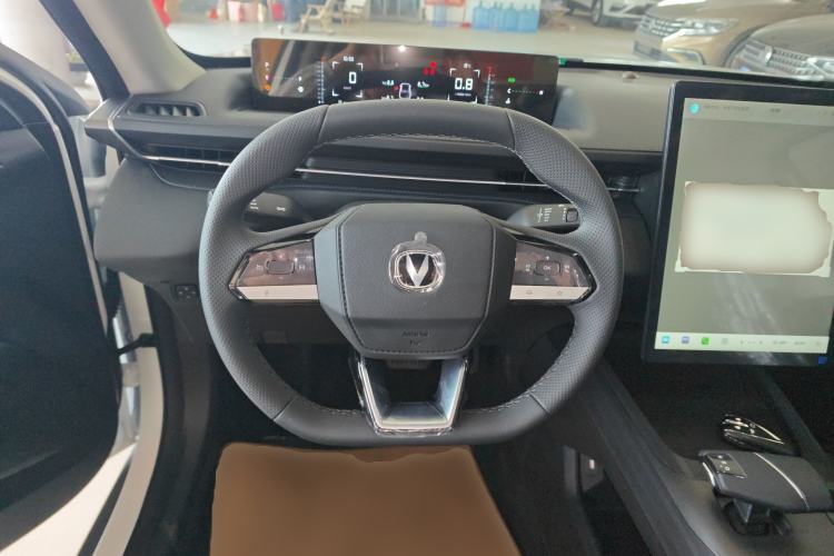 Used CHANGAN Eado 2025 Blue Whale 1.5T 500Bar Prestige Model
