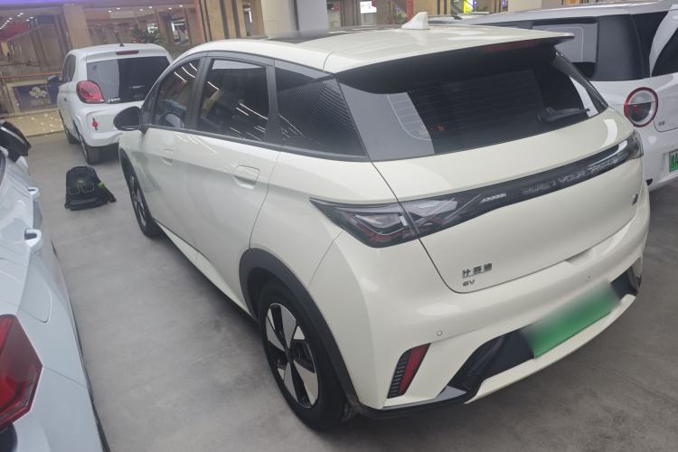 Used BYD Dolphin 2023 420 km Fashion Edition