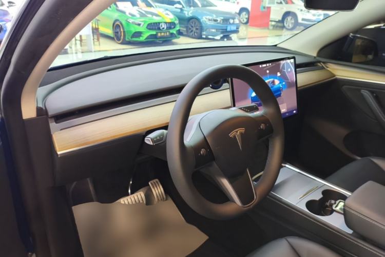 Used Tesla Model Y 2022 Performance High-Performance All-Wheel-Drive Version

