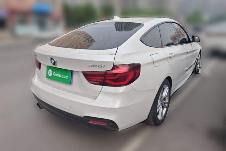 Used BMW 3 Series GT 2019 320i M Sport Package Rear Right 45 Deg