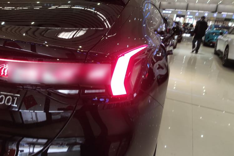 Used Zeekr 001 2026 Model 103° Rear-Drive Max Version
