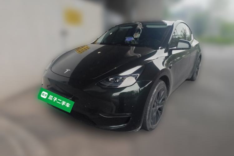 Used Tesla Model Y 2023 Long-Range All-Wheel-Drive Version