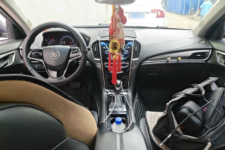 Used Cadillac ATS-L 2014 25T Comfort Model Center Console