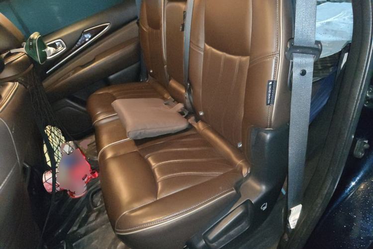 Used Infiniti QX60 2018 2.5 S/C Hybrid Two-Wheel-Drive Champion Family Edition Left Rear Seat