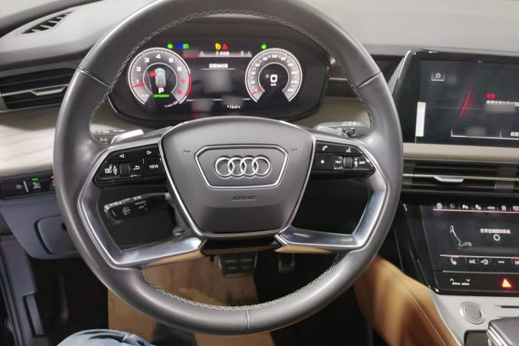 Used Audi Q6 2024 50 TFSI quattro Xingyun Edition Yulin Package 6 Seats
