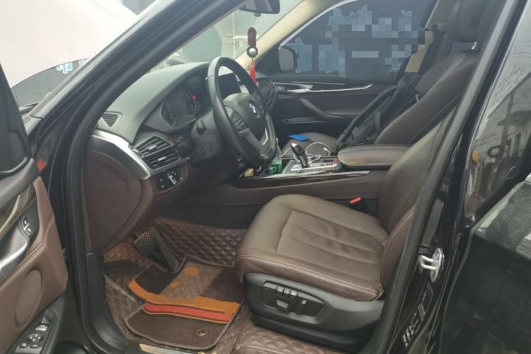 Used BMW X5 2017 xDrive28i
