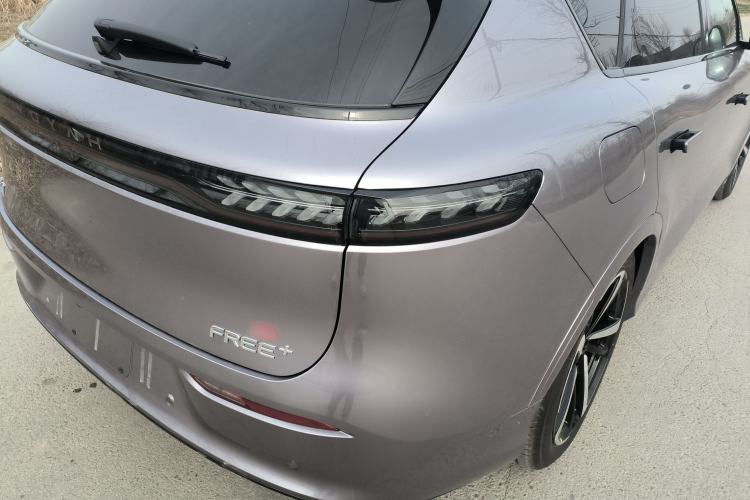 Used VOYAH FREE 2025 Model FREE+ Four-Wheel-Drive Qiankun Edition