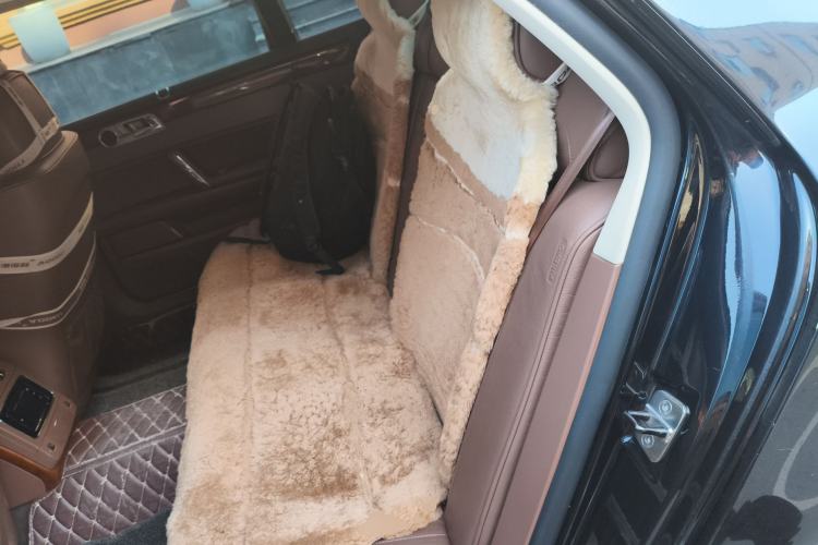 Used Volkswagen Phaeton 2012 3.0L Business Edition Left Rear Seat