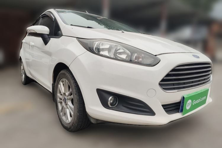 Used Ford Fiesta 2013 Hatchback 1.5L Automatic Fashion Edition
