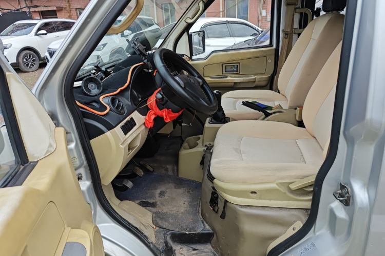 Used Dongfeng Xiaokang C37 2016 1.5L Standard II DK15-06 Driver Seat