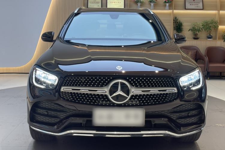 Used Mercedes-Benz GLC 2021 GLC 260 L 4MATIC Luxury Model Exterior 3
