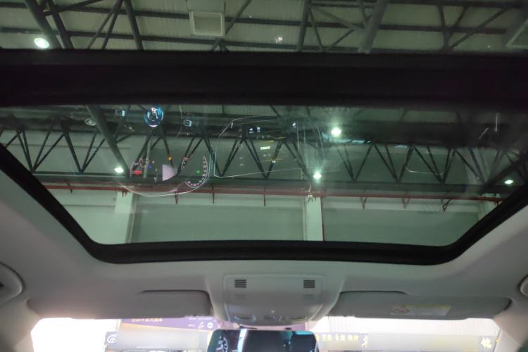 Used Volkswagen T-ROC 2019 280TSI DSG Two-Wheel Drive Comfort Version China VI Standard Headliner