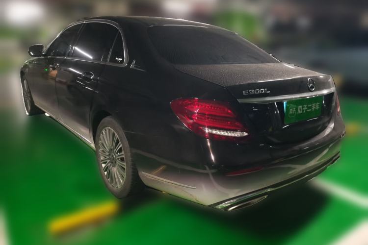 Used Mercedes-Benz E-Class 2019 E 260 L
