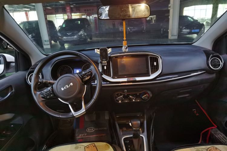 Used Kia kx1 Stonic 2021 1.4L CVT Fun Edition