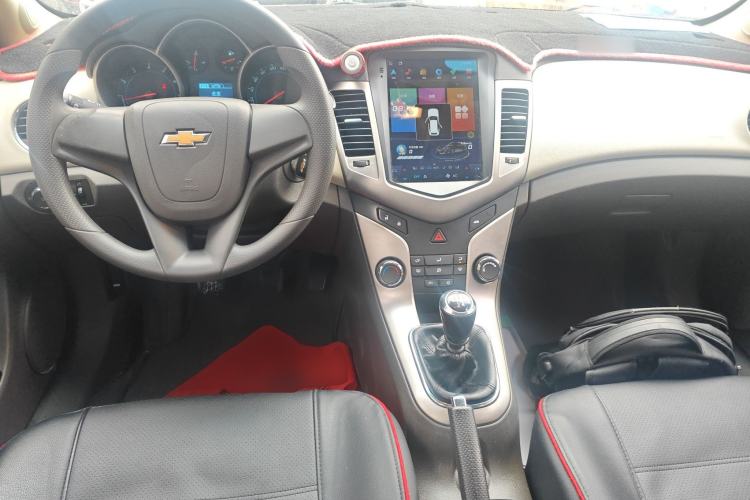 Used Chevrolet Cruze 2015 1.5L Classic SL MT
