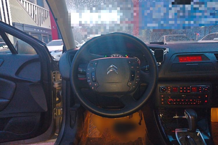 Used Citroen C5 2013 2.3L Automatic Zunyu Model
