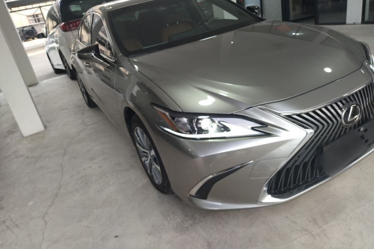 Used Lexus ES 2020 200 Excellence Edition