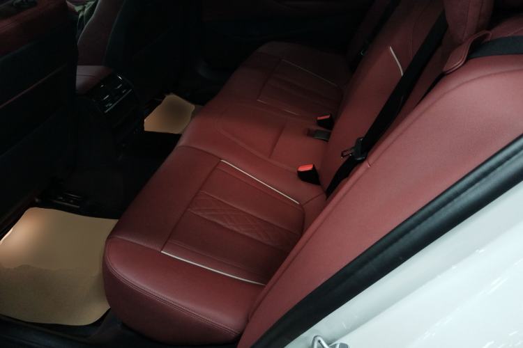 Used BMW 5 Series 2021 Facelifted 530Li Leading Edition M Sport Package