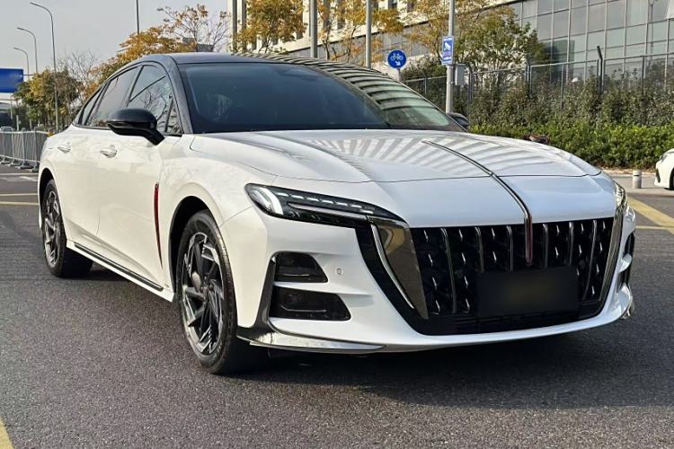 Used Hongqi H6 2023 2.0T Zhiyi Version