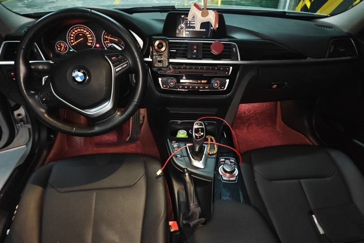 Used BMW 3 Series 2017 320Li M Sport Edition Center Console