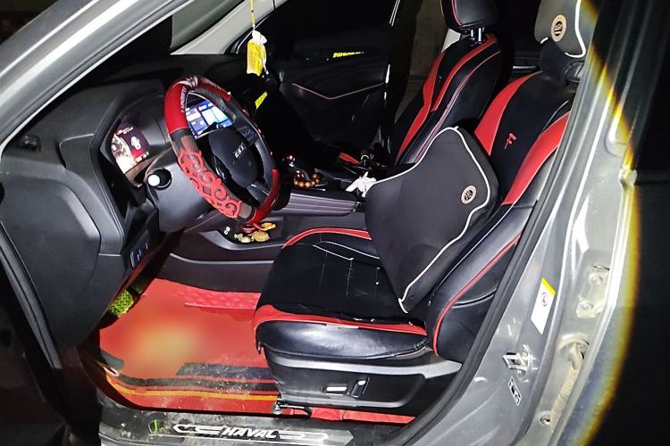 Used Haval F7 2021 2.0T All-Wheel Drive iJoy Left Front Seat