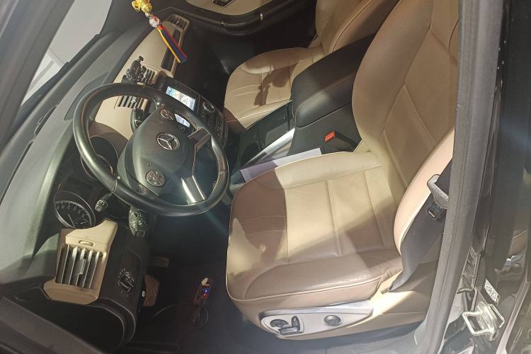 Used Mercedes-Benz R-Class 2015 R 400 4MATIC Luxury Model