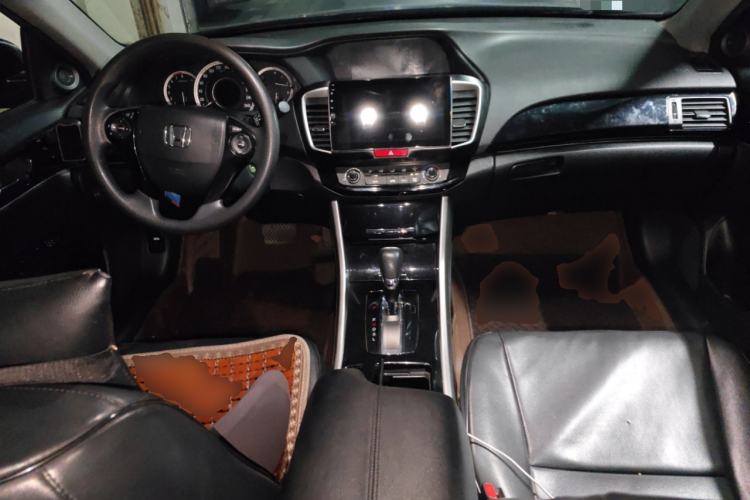 Used Honda Accord 2016 2.0L Comfort Edition
