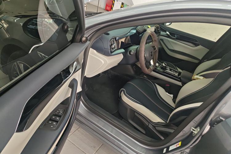 Used BYD Qin PLUS 2021 DM-i 120KM Prestige Model Driver Seat