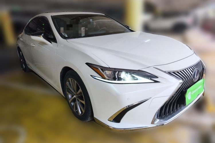 Used Lexus ES 2021 300h Excellence Edition