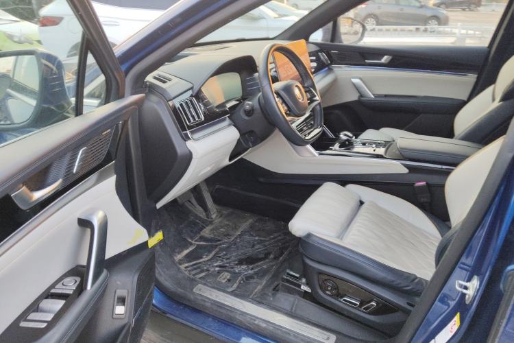 Used BYD Tang New Energy 2022 EV 635 km All-Wheel-Drive Flagship Model