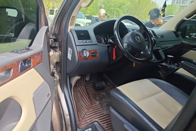 Used Volkswagen Multivan 2012 2.0 TSI Four-Wheel Drive Deluxe Edition
