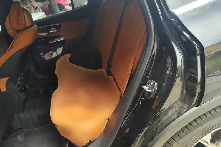 Used Mercedes-Benz GLC 2026 GLC 260 L 4MATIC Dynamic Model Left Rear Seat